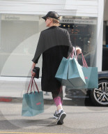 EXKLUSIV - Shopp till you drop: Charlize Theron bummelt in Beverly Hills