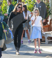 PEOPLE - Jennifer Garner mit Klein Violet in Santa Monica unterwegs