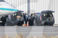 PEOPLE - Mariah Carey's Privatjet landet in Los Angeles