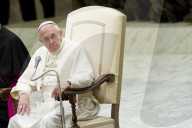 NEWS - Rom: Franziskus ein Papst zum Anfassen