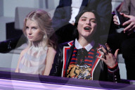 PEOPLE - Victoria's Secret Show in Paris: Promis in der Frontrow