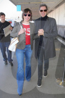 PEOPLE - Kalte Hand, warmes Herz: Milla Jovovic mit Gatte Paul