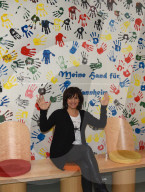 PEOPLE - Birgit Schrowange besucht kranke Kinder in Tannheim
