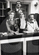 PEOPLE - "Falty Towers"-Schauspieler Andrew Sachs im Alter von 86 Jahren gestorben