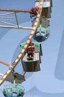FEATURE - Will geübt sein: Rettung aus dem Riesenrad
