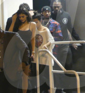 PEOPLE - Kylie Jenner und Tyga verlassen früh am Morgen einen Club in Miami