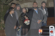 EXKLUSIV - Liam Hemsworth und Miley Cyrus nachts in Malibu unterwegs