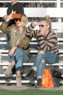 PEOPLE - Kate Hudson unterstützt Ryder bei einem Fussballspiel in LA