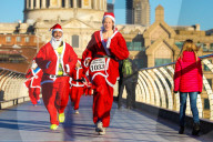 FEATURE - London: Chläuse am Santa in the City Lauf