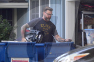 EXKLUSIV - Dean McDermott  entrümpelt sein Haus