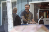 EXKLUSIV - Dean McDermott  entrümpelt sein Haus