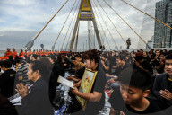 NEWS - Thailand: Trauer an König Bhumibols Geburtstag in Bangkok