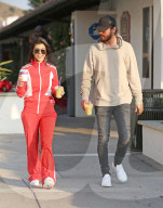 PEOPLE - Wieder ein Paar? Kourtney Kardashian und Scott Disick kaufen sich Kaffee