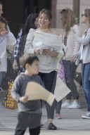 PEOPLE - Hillary Duff besucht mit ihrem Sohn die Feuerwehrstation