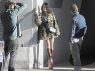 EXKLUSIV - Frances Bean Cobain etwas wackelig auf den Beinen bei einem Photoshooting für Marc Jacobs in LA