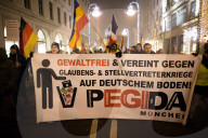 NEWS - PEGIDA streift mal wieder durch MÃ¼nchen