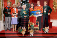 FEATURE - Madame Tussauds Königsfamilie hilft Kindern am "Jumper Day"