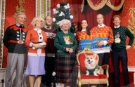 FEATURE - Madame Tussauds Königsfamilie hilft Kindern am "Jumper Day"