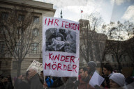 NEWS -  Berlin: Proteste gegen die russische Intervention in Syrien