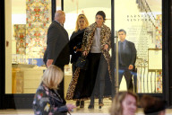 PEOPLE - Girlie Night: Kendall Jenner und Hailey Baldwin gemeinsam unterwegs