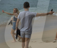PEOPLE - Lottie Moss und Alex Mytton machen Ferien auf Barbados