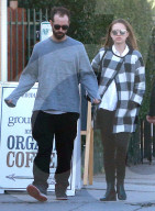 PEOPLE - Hochschwangere Natalie Portman mit Ehemann Benjamin Millepied unterwegs zum in LA
