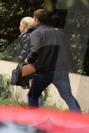 PEOPLE - Lady Gaga besucht Bradley Cooper