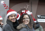 FEATURE - Viele Santas unterwegs an der Santacon Feier in New York