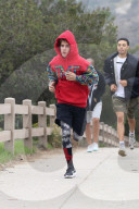 PEOPLE - Justin Bieber motzt die Fotografen an beim Joggen