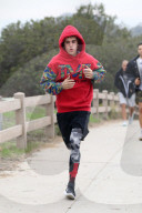 PEOPLE - Justin Bieber motzt die Fotografen an beim Joggen