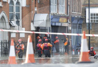 NEWS - Geplatzte Wasserleitung setzt halb London unter Wasser