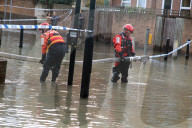 NEWS - Geplatzte Wasserleitung setzt halb London unter Wasser
