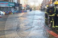 NEWS - Geplatzte Wasserleitung setzt halb London unter Wasser
