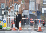 NEWS - Geplatzte Wasserleitung setzt halb London unter Wasser