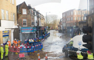 NEWS - Geplatzte Wasserleitung setzt halb London unter Wasser