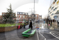 NEWS - Geplatzte Wasserleitung setzt halb London unter Wasser