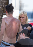 PEOPLE - Sophie Monk und Sam Johnston stehen für Pepsi vor der Linse