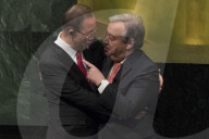 NEWS - Guterres als UN-Generalsekretär vereidigt