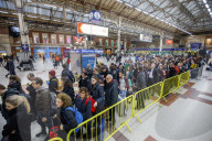 NEWS - England: Southern Rail Streik