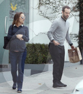 EXKLUSIV - Die schwangere Natalie Portman mit Benjamin Millepied in LA unterwegs