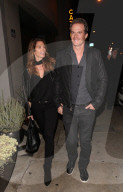 PEOPLE - Cindy Crawford und Rande Gerber nachts in West Hollywood unterwegs