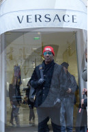 EXKLUSIV - Mike Tyson auf Shoppingtour in Paris