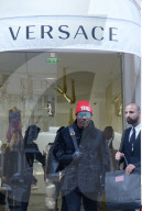 EXKLUSIV - Mike Tyson auf Shoppingtour in Paris