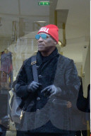 EXKLUSIV - Mike Tyson auf Shoppingtour in Paris