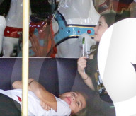 EXKLUSIV - Kourtney Kardashian reitet mit Mason auf dem Karussell im Disneyland