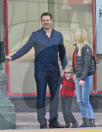 EXKLUSIV - Chris Pratt und Anna Faris mit Jack in West Hollywood unterwegs