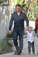 EXKLUSIV - Chris Pratt und Anna Faris mit Jack in West Hollywood unterwegs