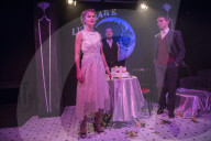 PEOPLE - Bühnenreif: Cressida Bonas spielt Daisy in "The Great Gatsby"