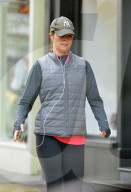 EXKLUSIV - Fitness-Programm: Prinzessin Madeleine schiebt Leonore durch London