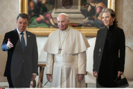 NEWS - Vatikan: Friedensnobelpreisträger Calderon besucht Papst 